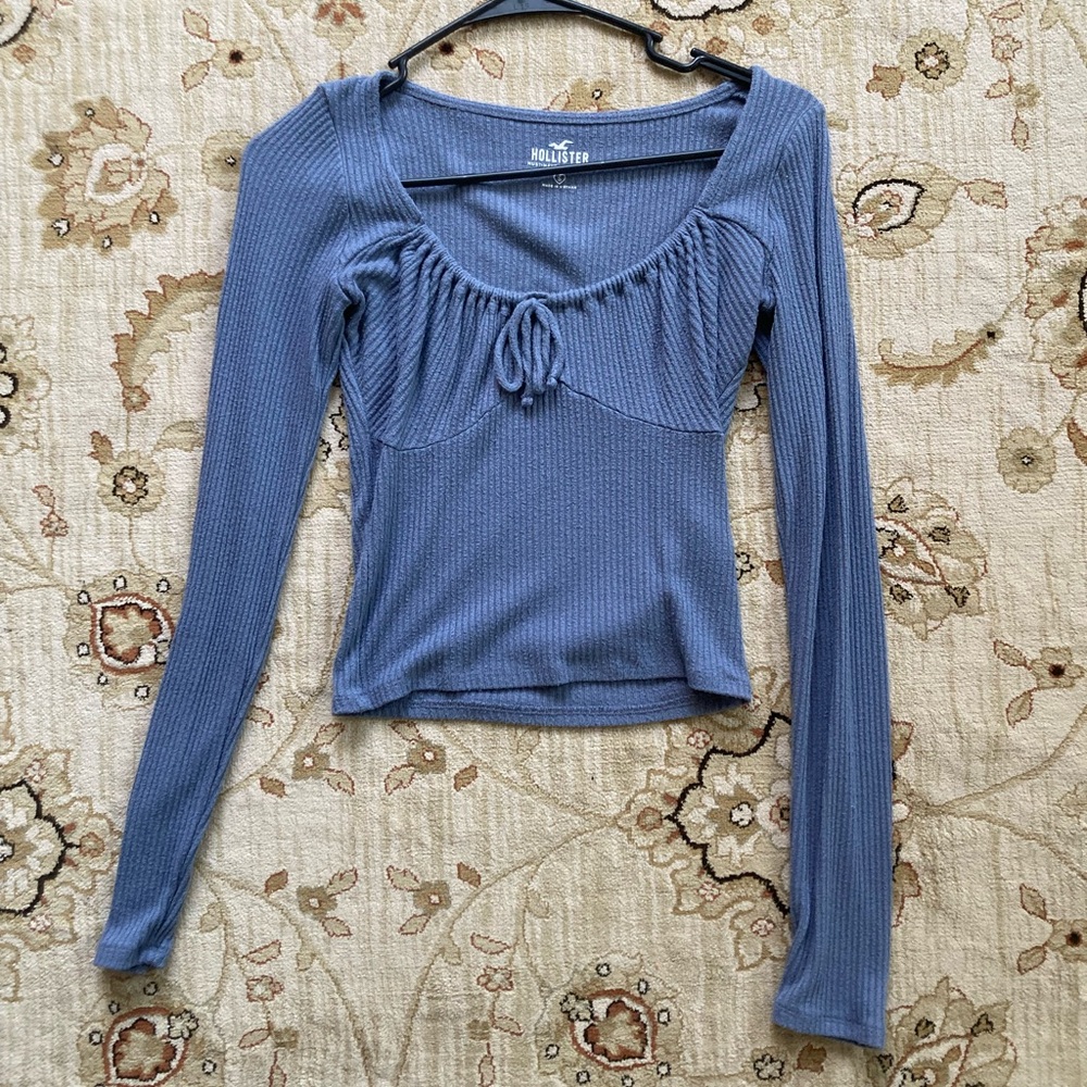 Hollister Women's Blue Long Sleeve Top